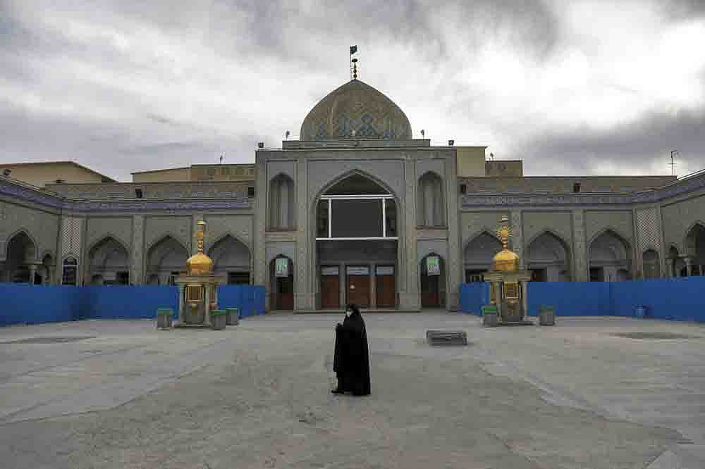 In Pictures: Muslims Around The World Mark Ramazan With Unprecedented Lockdowns