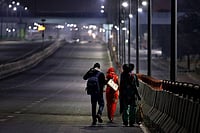 Home Too Far: Unable To Register Online, Migrants In Delhi Left In The Lurch Home Too Far: Unable To Register Online, Migrants In Delhi Left In The Lurch