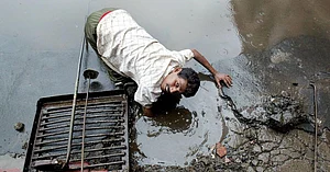 Sanitation Workers: The Frontline Covid Warriors India Doesn't Talk About