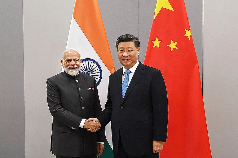 PM Modi and Chinese President Xi Jinping in 2018 - null