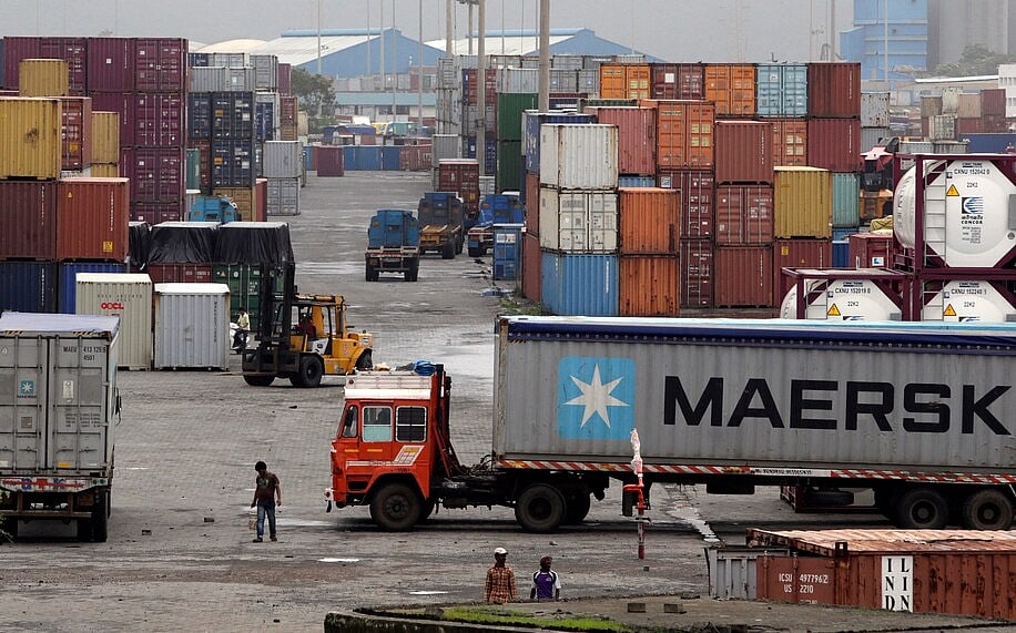 3 People Injured As 2 Containers Overturn In Thane; Traffic Affected
