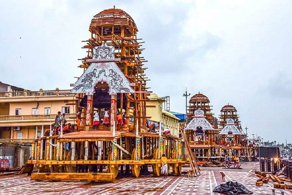 Odisha Govt Silent As Puri Seer Mounts Criticism For Complicity In Cancellation Of Rath Yatra