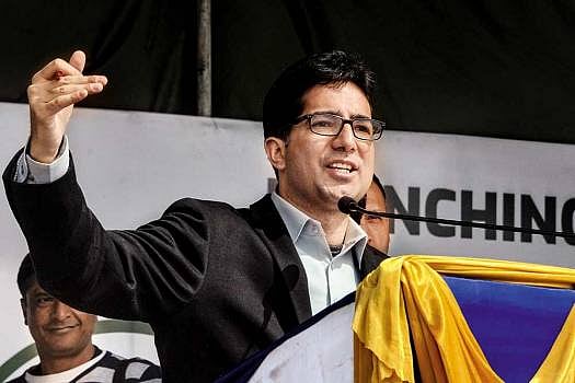 J-K Govt Revokes Stringent Public Safety Act Against Shah Faesal, To Be Released Soon