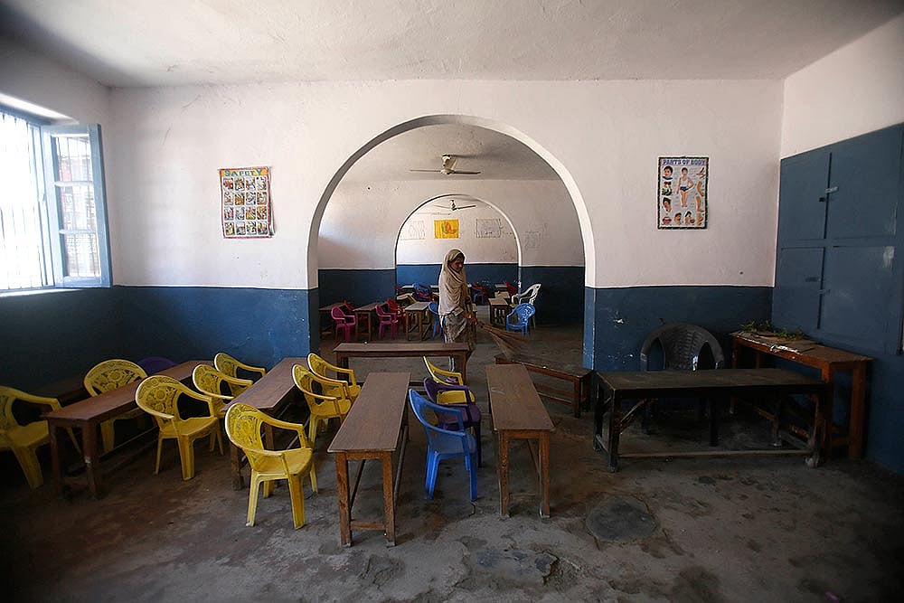 School Staff In Uttar Pradesh Leave Behind A 5 Year Old Locked Up In The Classroom