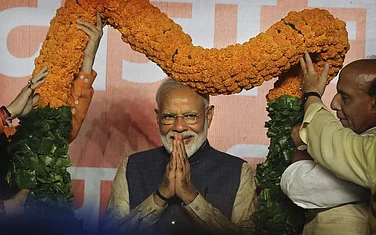 Global Leaders, Diaspora Congratulate Modi as He Becomes India’s Longest-Serving Elected PM