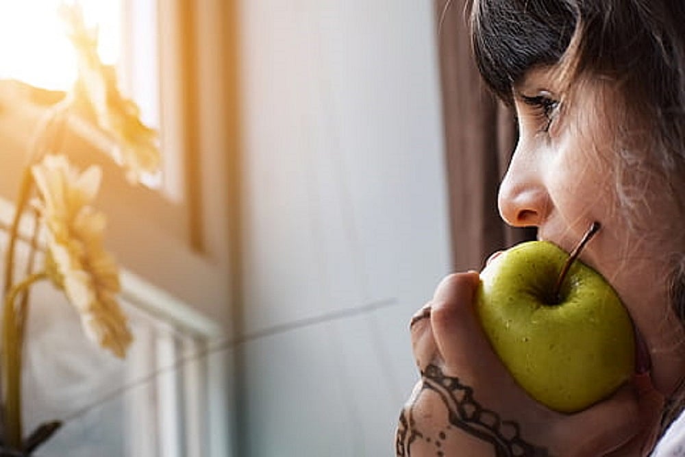 COVID-19: 7 Diet And Lifestyle Tips For Adolescents