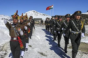 Philosophical Contradictions Fuel India-China Tensions