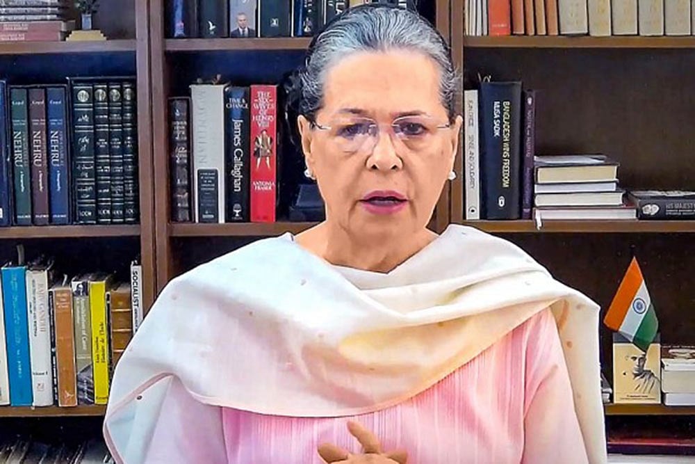 Sonia Asks Congress-Ruled States To Pass Laws Negating Controversial Agriculture Acts
