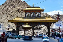 Ladakh to Get Seven District Hill Councils and UT-Level Body Under Article 371 - null