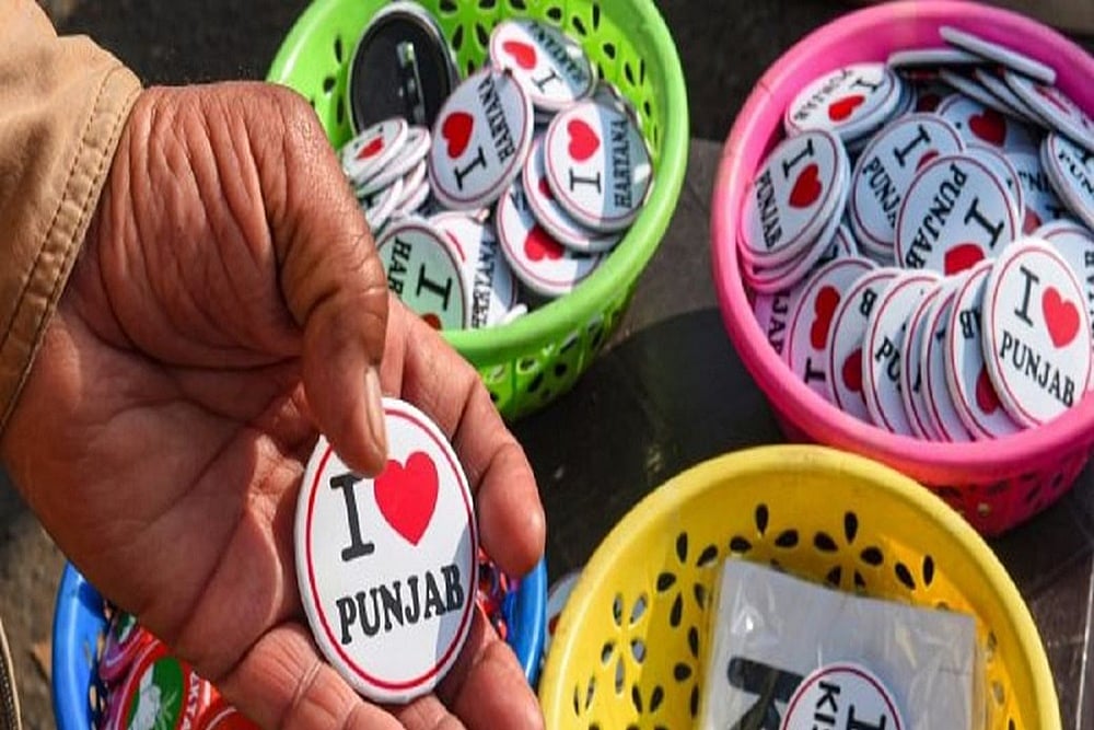 Selling Badges, Stickers At Borders: Here’s How Farmers' Protest Gave Vendors Chance To Revive Income