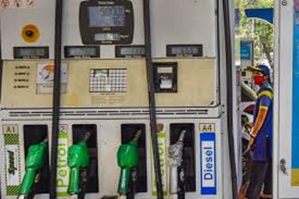 Petrol, Diesel Prices Soar In New Delhi, Mumbai; Check Rates Here