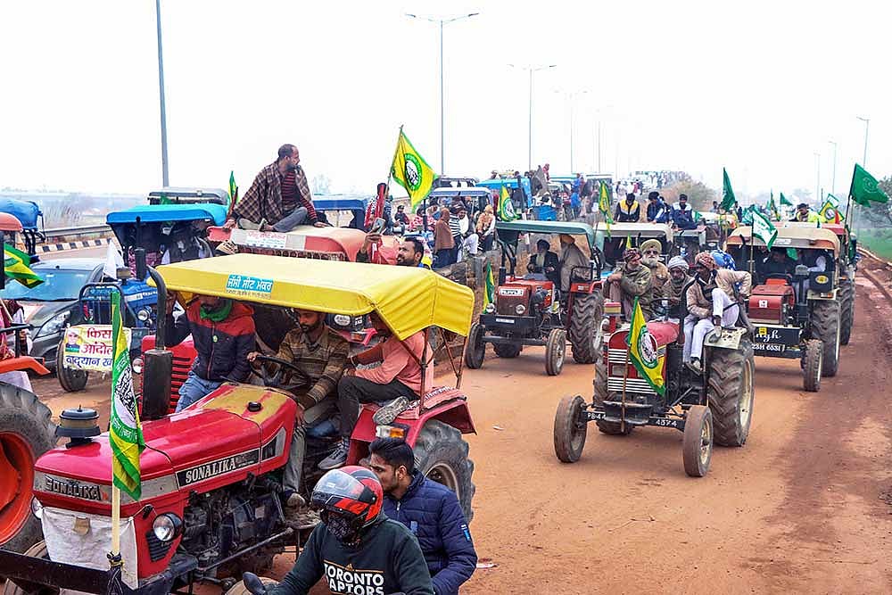 About 25,000 Tractors From UP, Uttarakhand To Arrive For 'Kisan Parade' On Republic Day: Rakesh Tikait