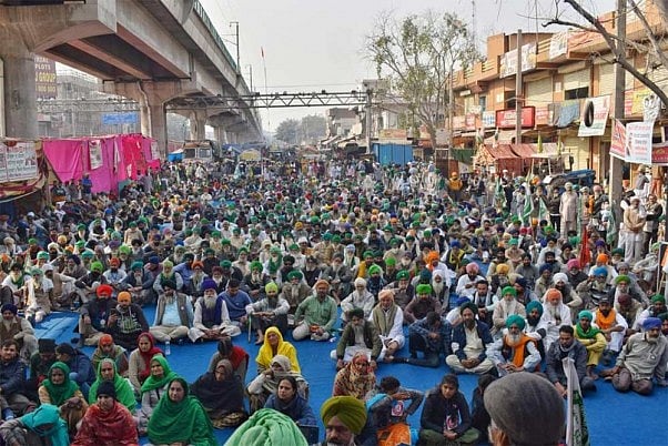 Representational Image: Tear Gas Fired as Farmers Clash with Police in Bathinda