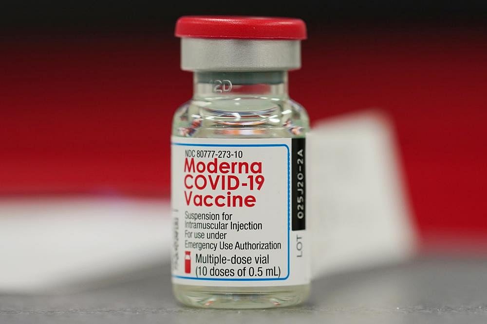 FDA Panel Debates Lower-Dose Moderna COVID Shots For Booster