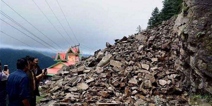 J&K: Landslides Block Jammu-Srinagar Highway, Mughal Road Closed After First Snowfall