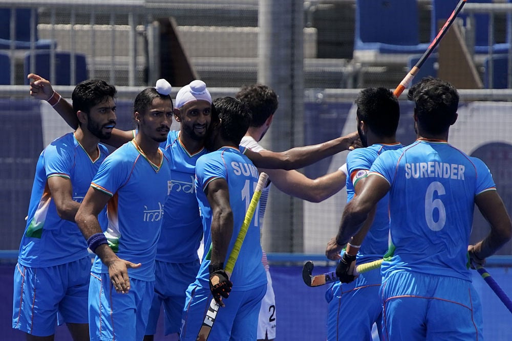 A total of 16 teams will fight to claim the Hockey World Cup trophy.