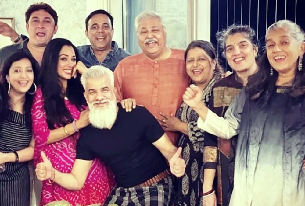 ‘Sarabhai Vs Sarabhai’ Reunion Finally Happening; Rupali Ganguly Shares Pics From The Shoot