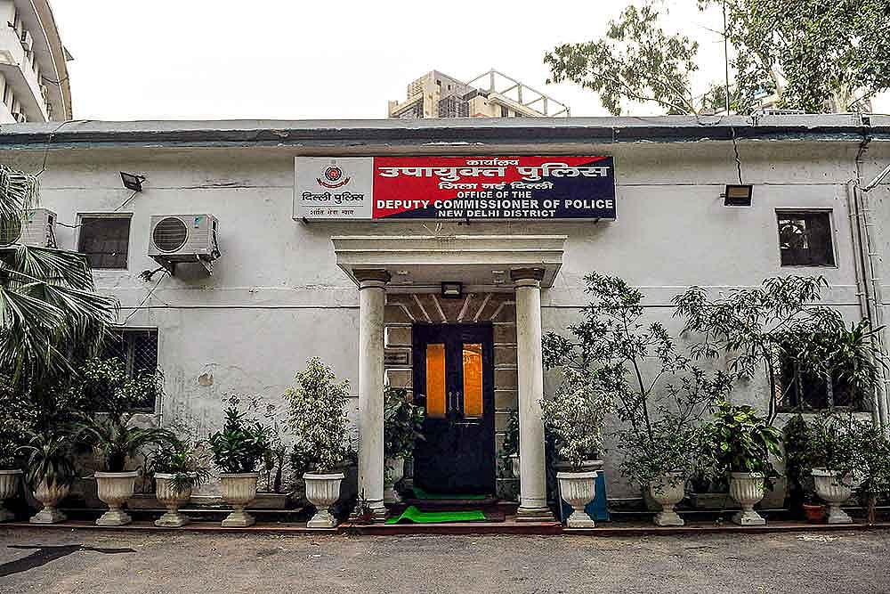 Delhi Police Bust Gang Involved In Stealing Luxury Cars, 4 Held