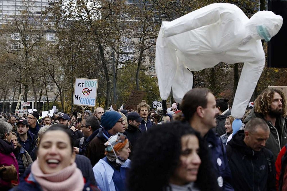 Thousands March In Brussels Against Belgium's Covid-19 Measures
