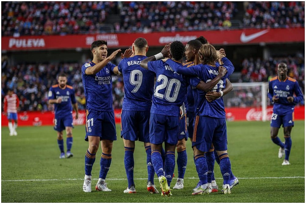 La Liga: Real Madrid Cruise To 4-1 Win Over Granada, Retake League Lead