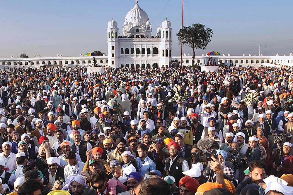 Delhi Sikh Gurdwara Management Committee Urges MEA To Engage In A Dialogue With Pak Govt After Ad-Shoot Controversy At Gurdwara Darbar Sahib