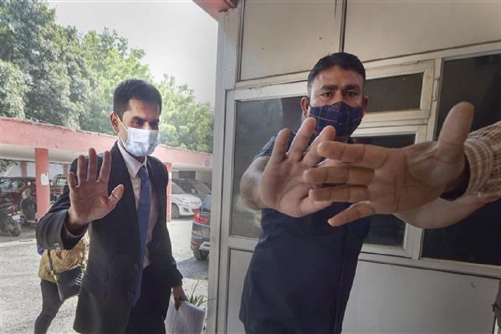 Aryan Khan Drug Case: NCB Summons Independent Witness Prabhakar Sail Over Bribery Allegations
