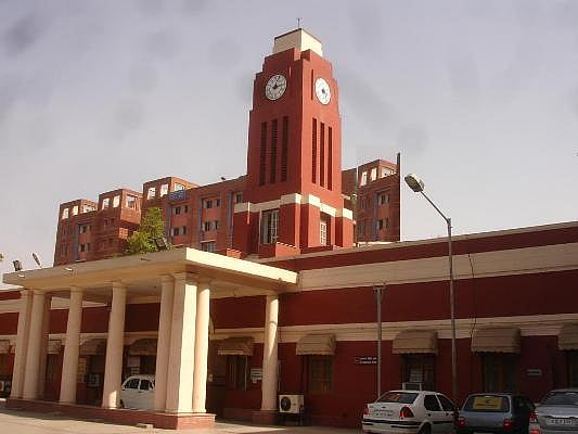 Omicron Patients Are Being Treated Using Paracetamol And Multivitamin: Delhi Doctors