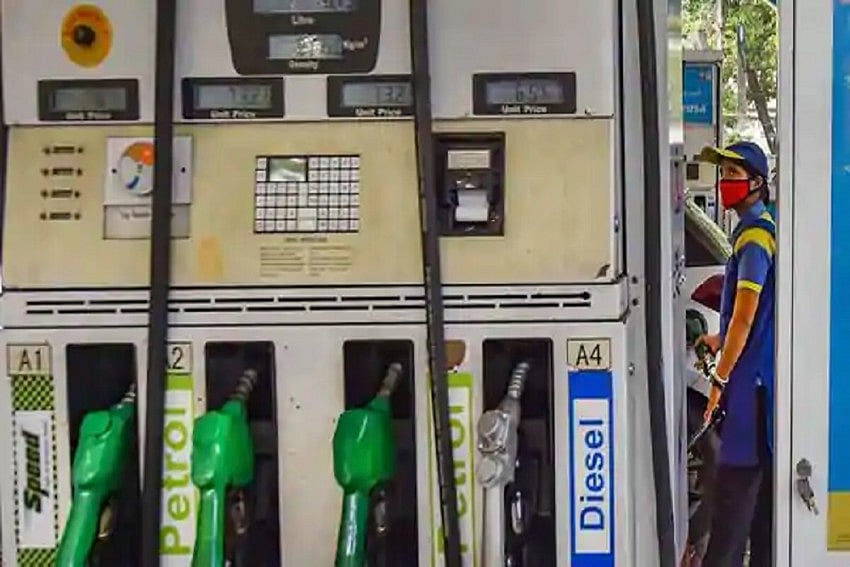 Petrol, Diesel Prices Touch All Time Highs For Fourth Day In A Row