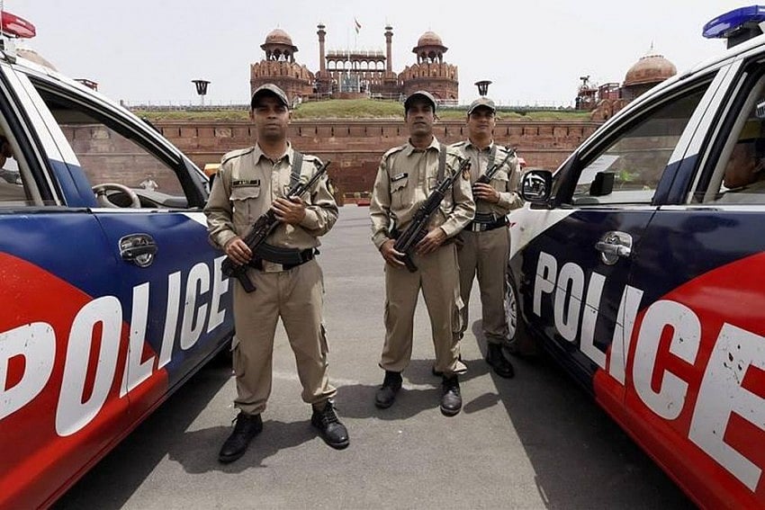 Delhi Police Write To Zoom, Seek Info On Meeting Over R-Day Violence