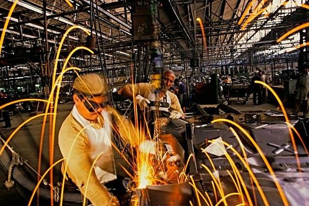 India's GDP Likely To Grow At 12% In 2021: Moody's Analytics