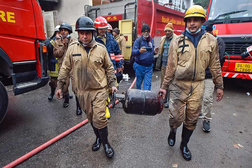 Fire Breaks Out At Garments Factory In Delhi’s Gandhinagar