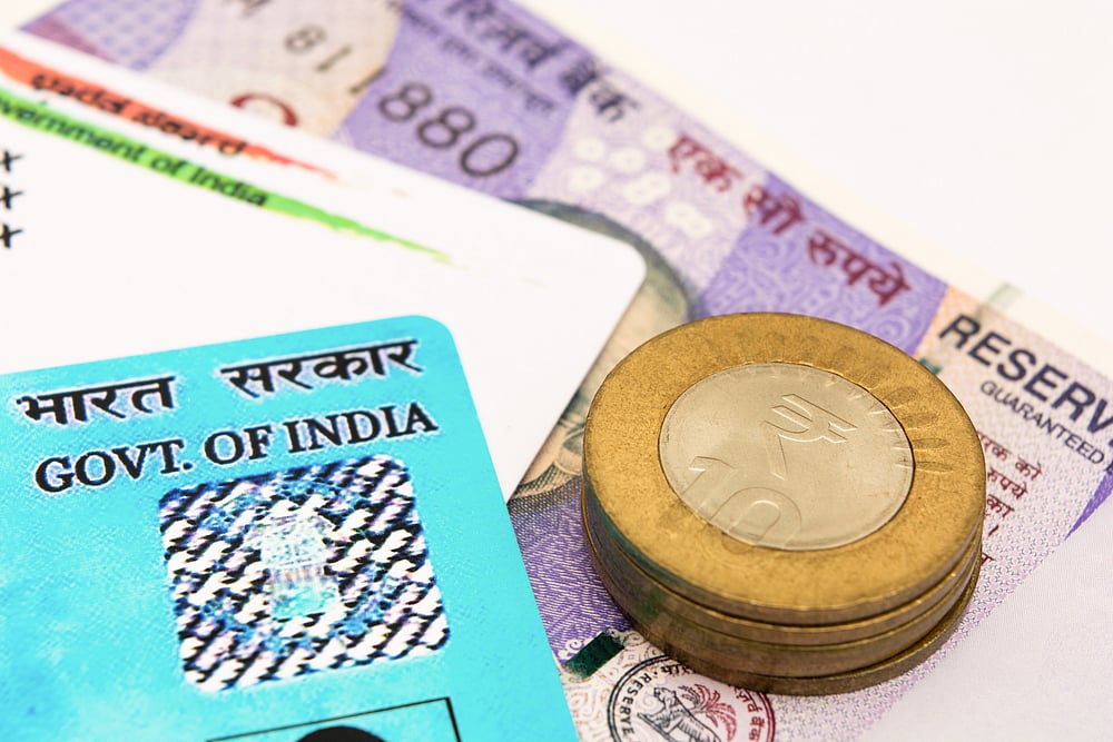 Deadline To Link PAN With Aadhar Extended To June 30; Here's How You Can Do It Online