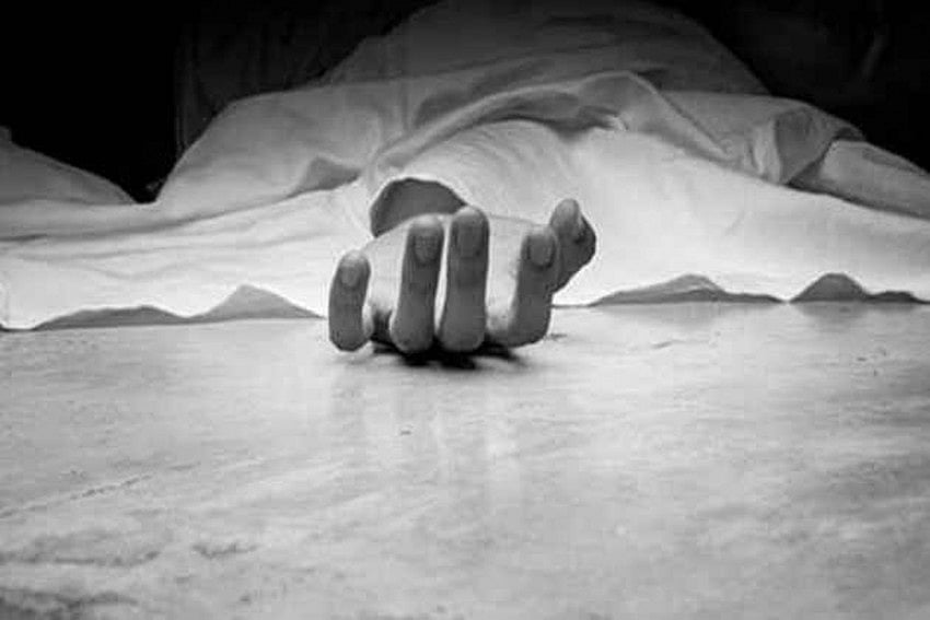 In Love With The Same Girl, 2 Cousins Commit Suicide