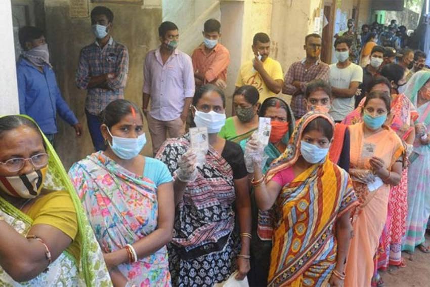 File Photo : Women Outnumber Men In Casting Vote |