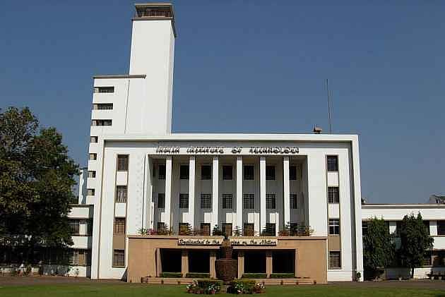 Watch: IIT Kharagpur Teacher Abuses SC, ST Students For Not Standing Up For National Anthem