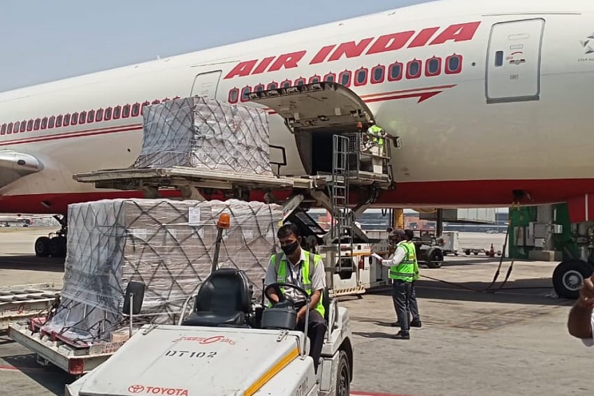 India Accepts Foreign Aid After A Show Of 'Generosity'