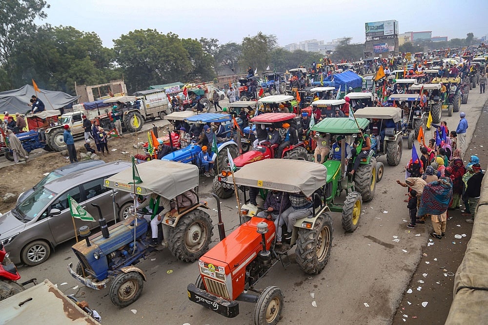 Protestors Begin To Assemble At Delhi Borders On Farmer Leaders’ Call