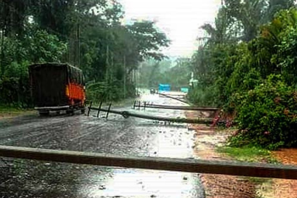 Cyclone Tauktae Wreaks Havoc In Karnataka: 4 Dead, 70 Villages Affected