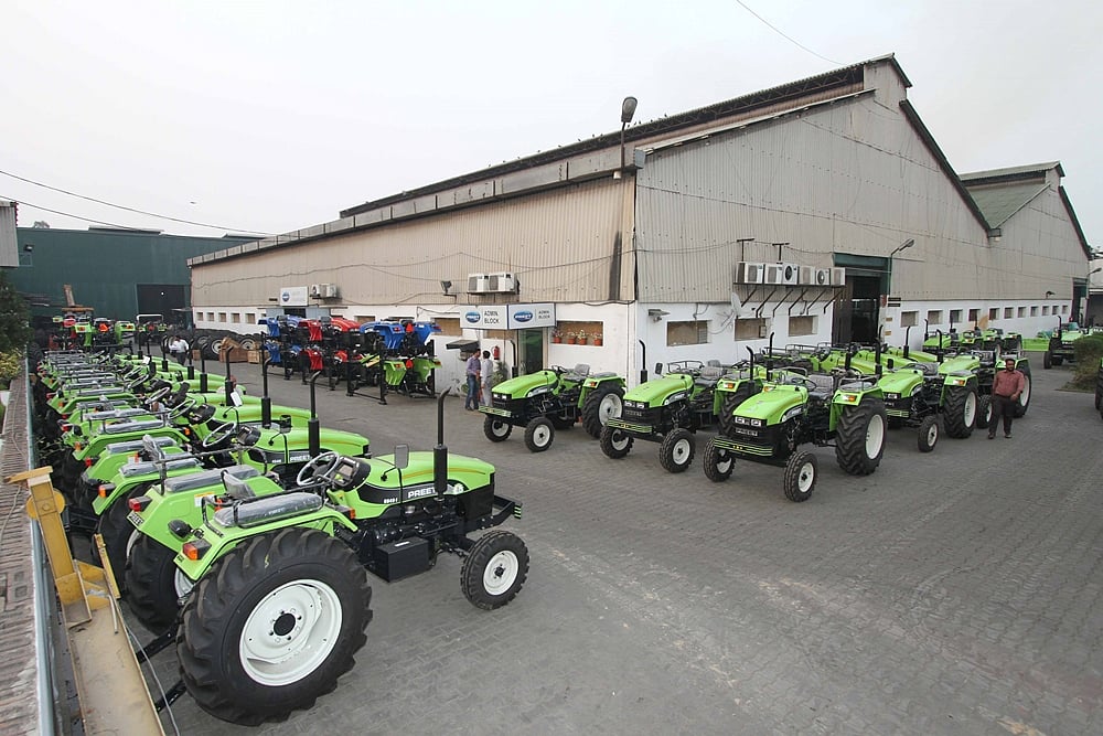 Amidst Covid-19 Wave, Tractor Sale In India Takes A Hit