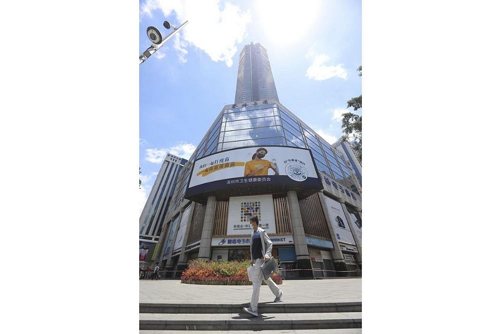 Swaying Of Chinese Skyscraper Result Of Winds Causing Vibrations On Roof