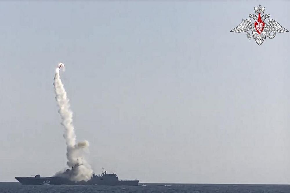 Russia Successfully Test Launches Hypersonic Missile