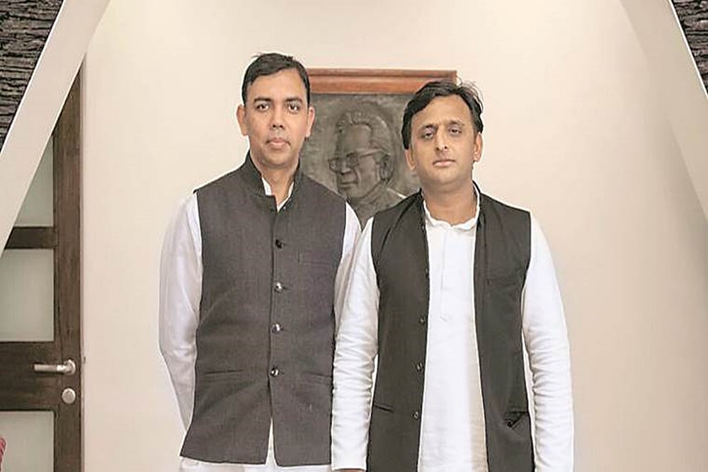 In Talks With Small Parties, No Truck With Cong Or BSP: SP Leader