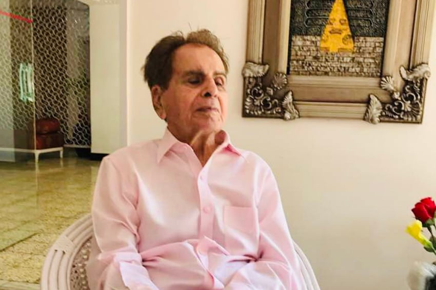 Dilip Kumar: Chuni Goswami Fan Actor Had A Run-in With Spectators During Rovers Cup Final