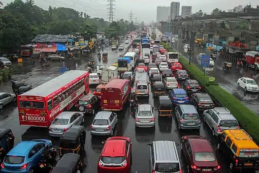 Families Owning Only One Flat Shouldn't Have 4-5 Cars If Parking Space Is Limited: HC