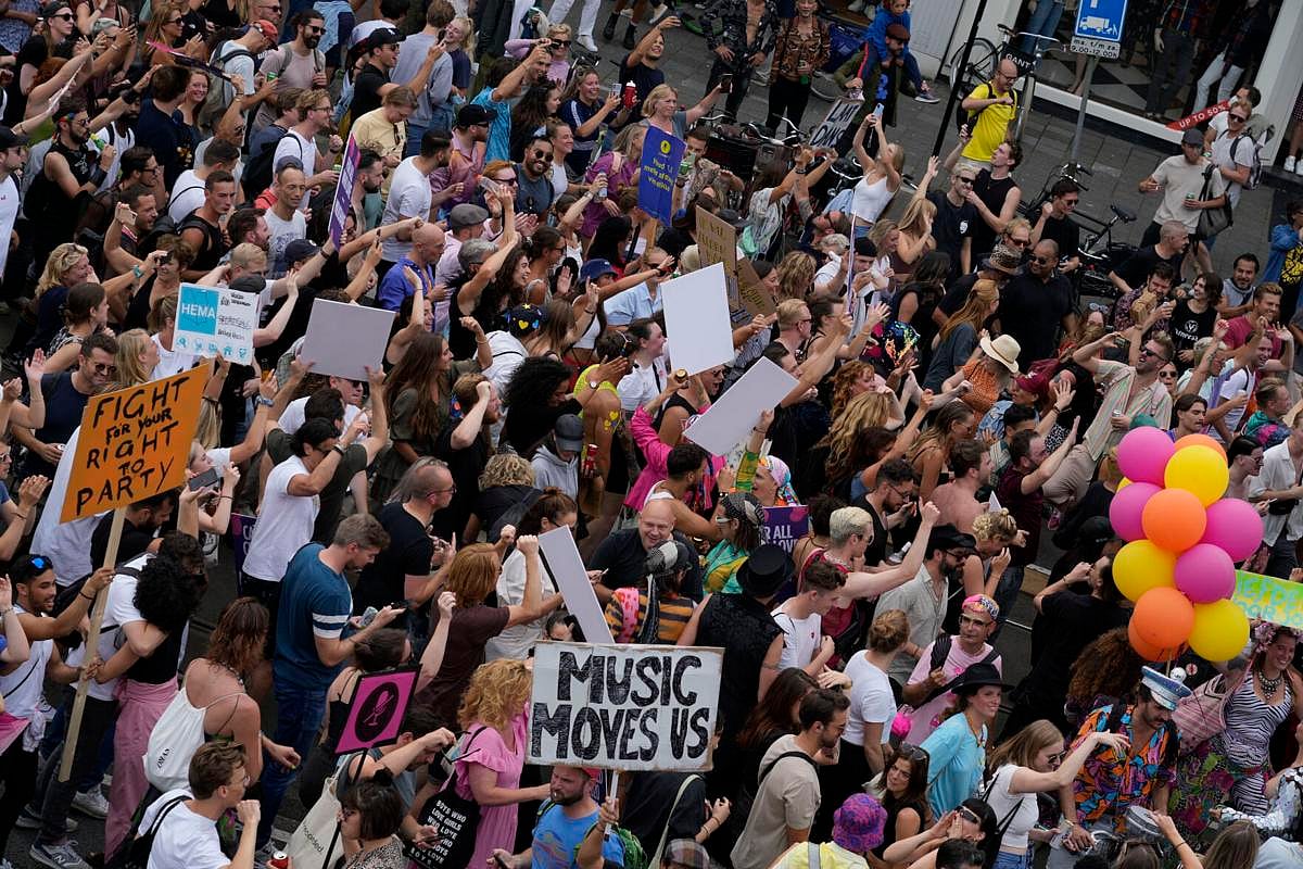Unmute Us: Thousands March Demanding Return Of Dutch People To Music Festivals