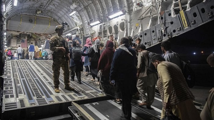French Government To Run Evacuations From Afghanistan For 'As Long As Possible'