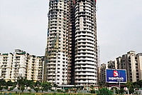 SC Directs Demolition Of 40-Storey Twin Towers Of Supertech’s Emerald Court Project In Noida