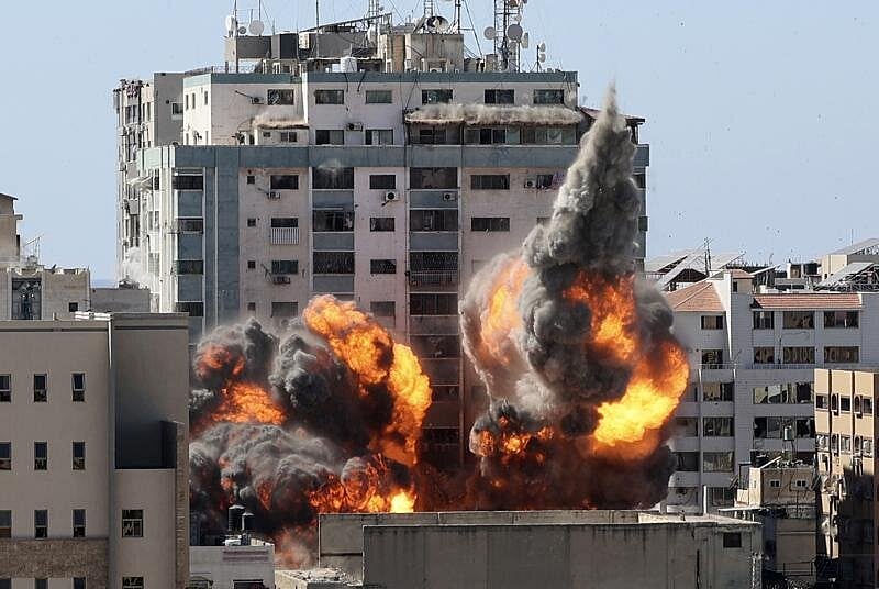 Sirens In Northern Israel Warn Of Attack From Lebanon