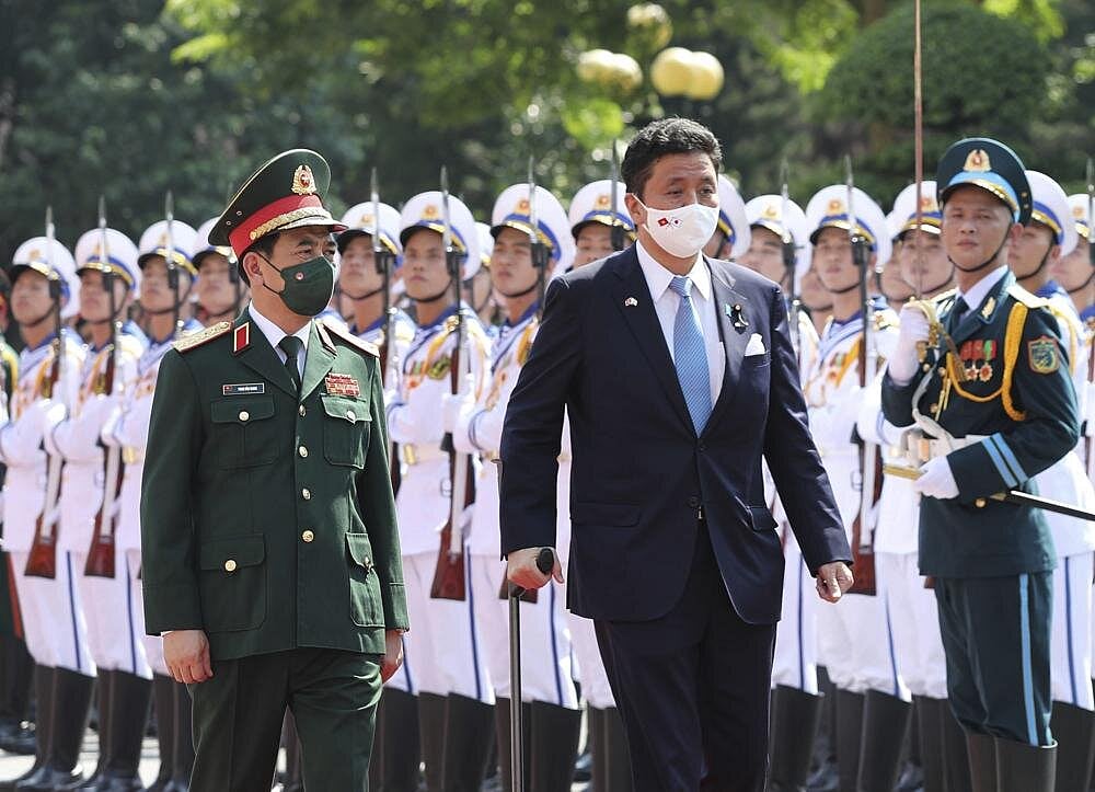 Japan, Vietnam Sign Defense Transfer Deal Amid China Worries