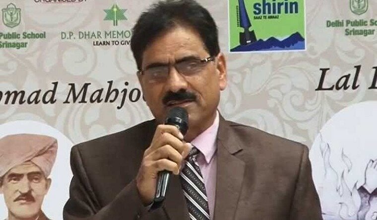 Eminent Kashmiri Writer Aziz Hajini Passes After Brief Illness